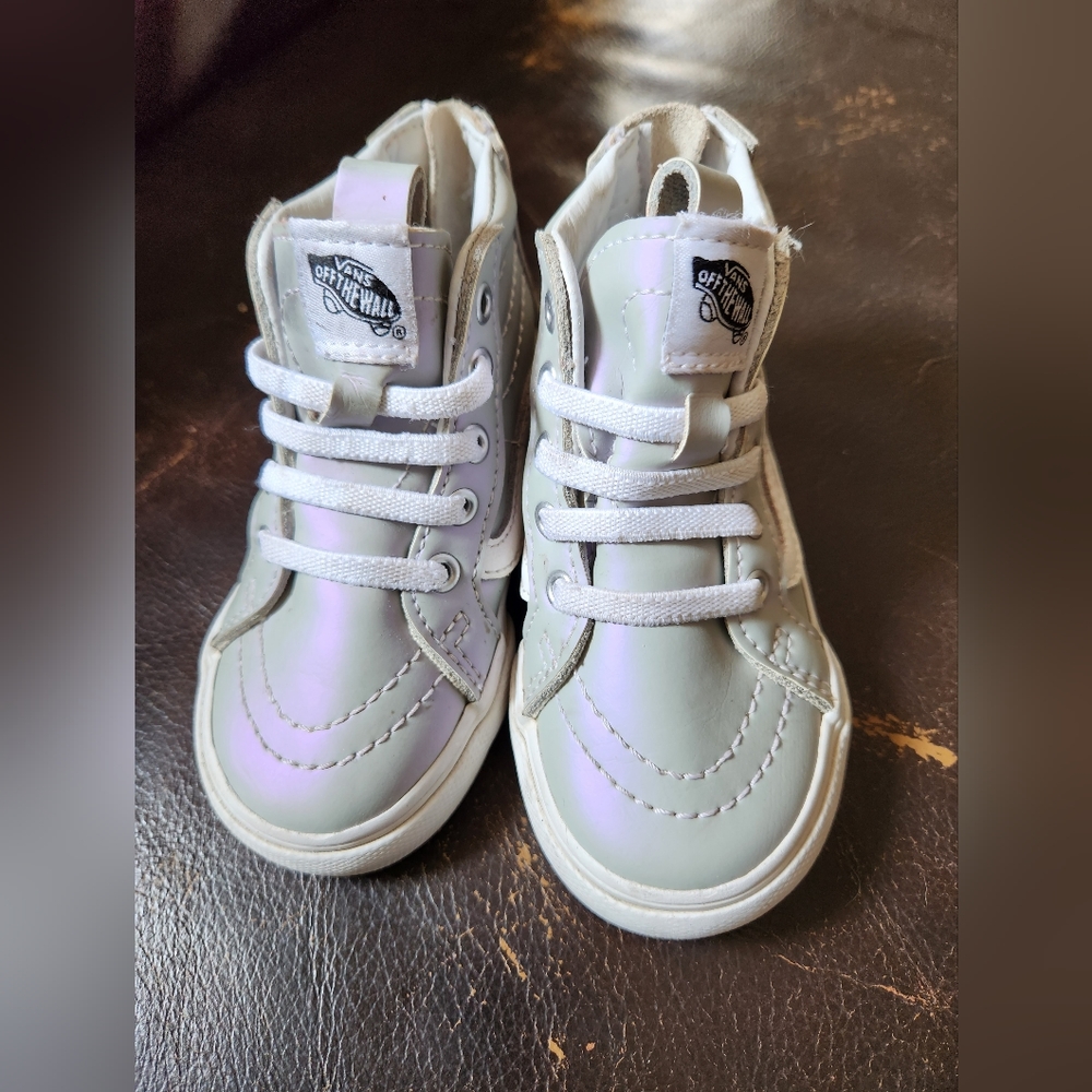 VANS Off the Wall Classic Sk8 Hi Sneaker Iridescent Toddler Size 6